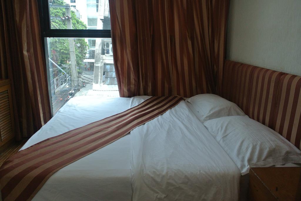 Sun City Hotel Bangkok Esterno foto